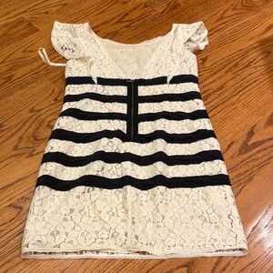 BCBG MaxAzria Woman’s White and Black Lace Dress Size 2